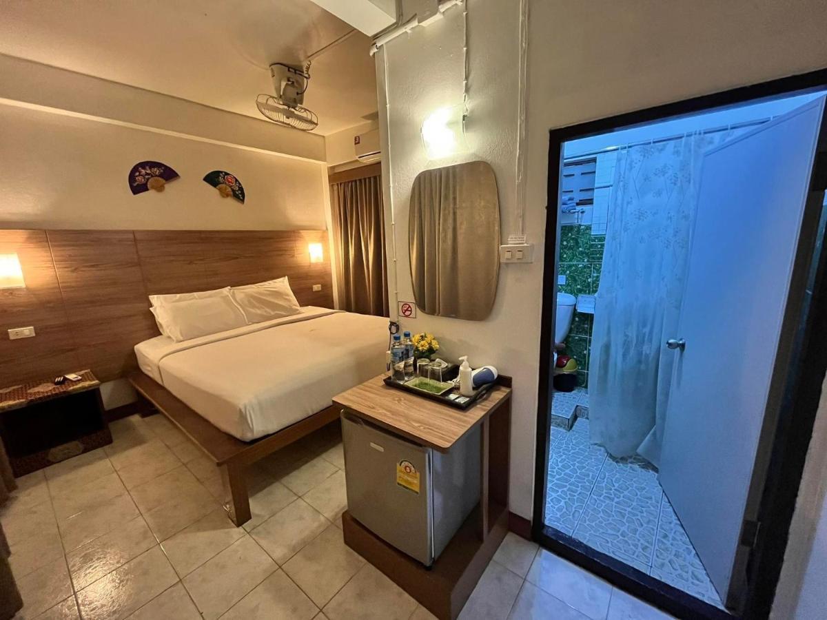 Baan Rachaya Appartement Chiang Mai Buitenkant foto