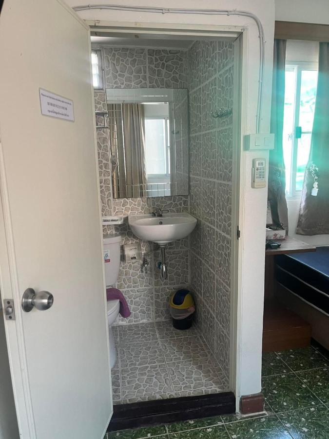 Baan Rachaya Appartement Chiang Mai Buitenkant foto